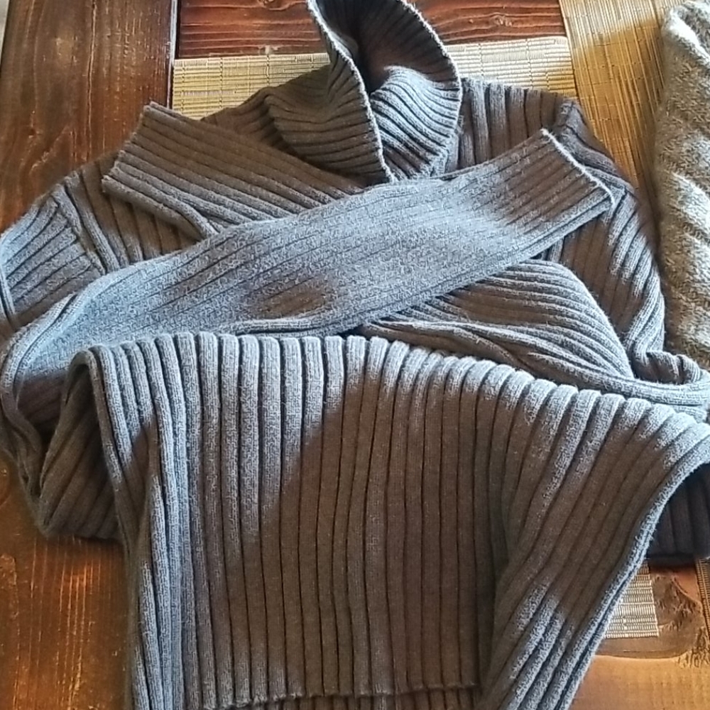 Old navy turtleneck